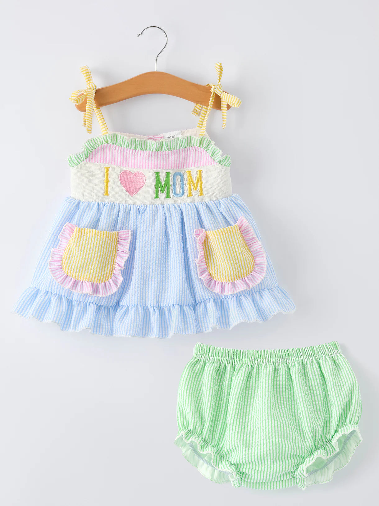 “I ❤ MOM” Smocked Bloomer Set