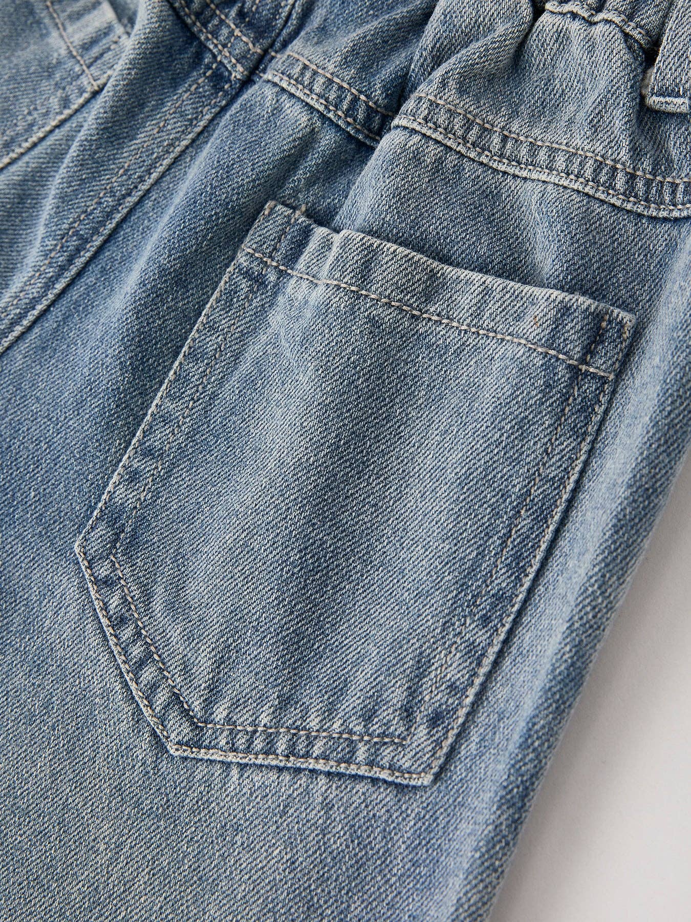 Wide Leg Jeans with Bow