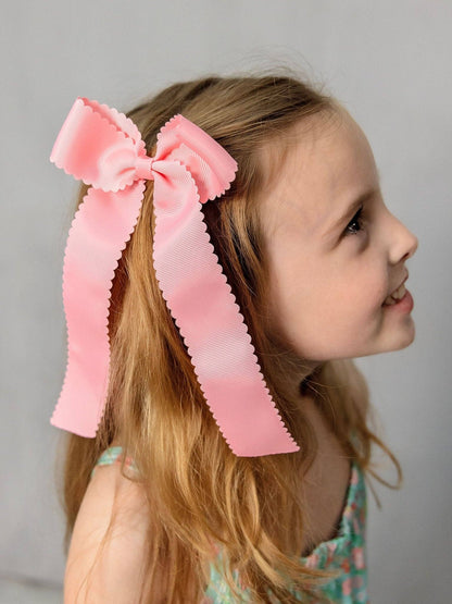 Scalloped Long Tail Bow