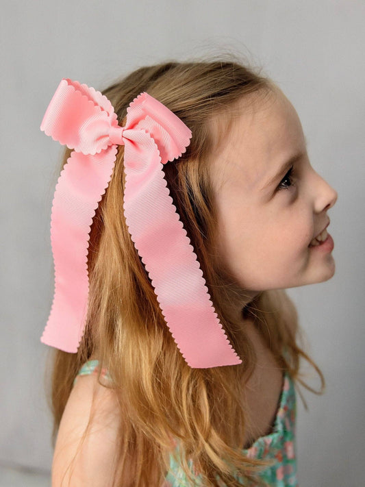 Scalloped Long Tail Bow