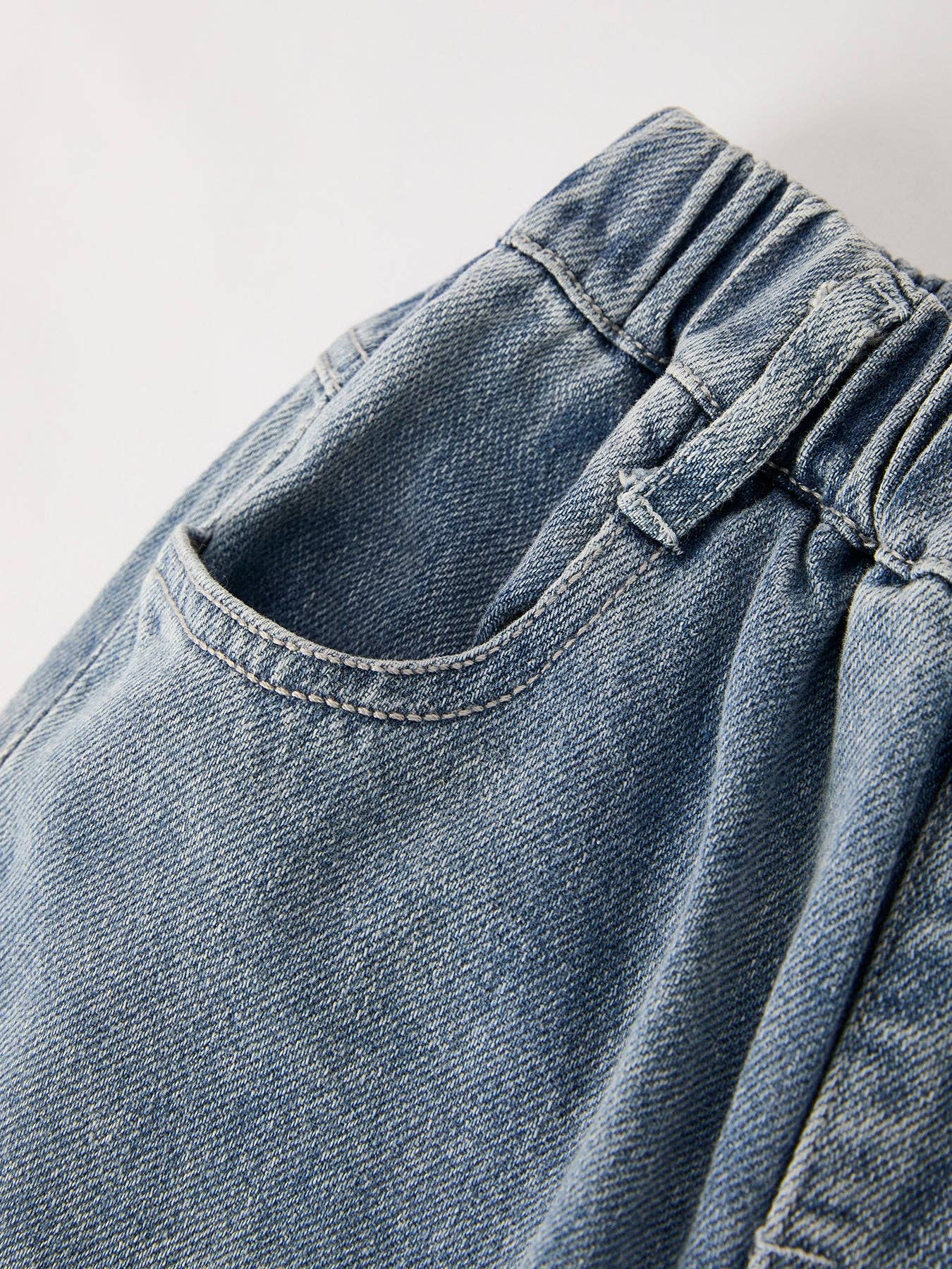 Wide Leg Jeans with Bow