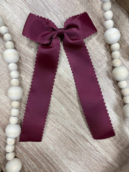 Scalloped Long Tail Bow