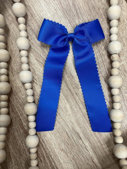 Scalloped Long Tail Bow