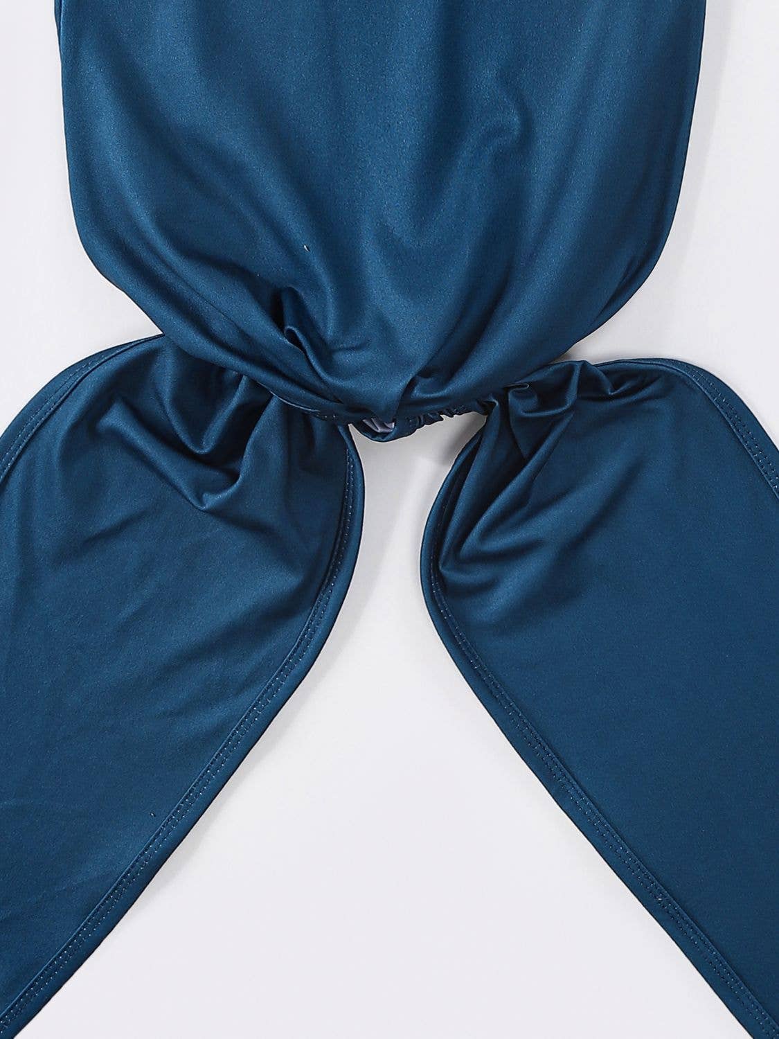 Henley Knotted Gown with Hat